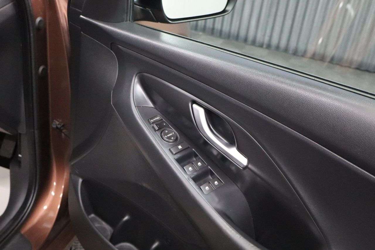 2018 HYUNDAI I30 2018 HYUNDAI I30