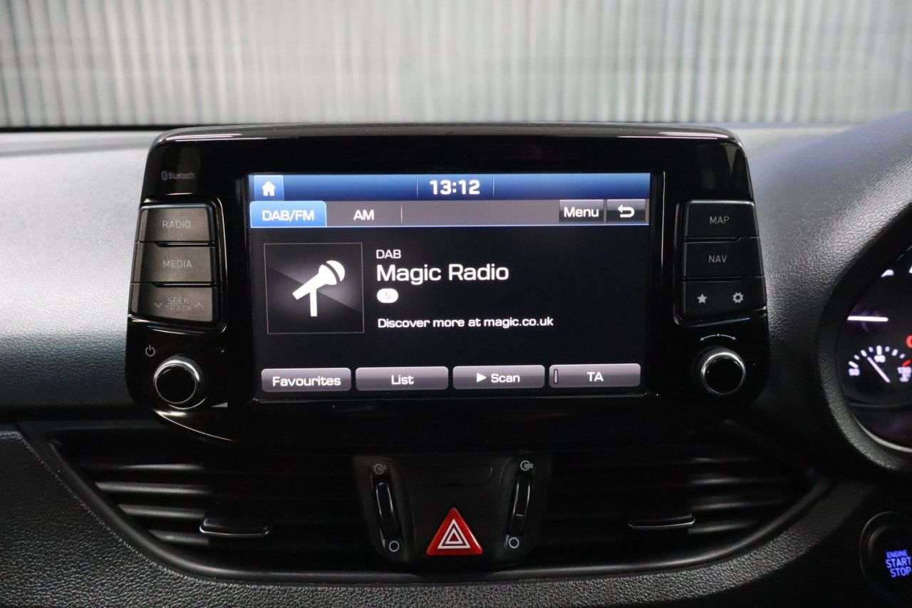 2018 HYUNDAI I30 2018 HYUNDAI I30