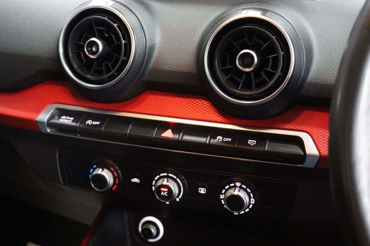 2018 AUDI Q2 2018 AUDI Q2