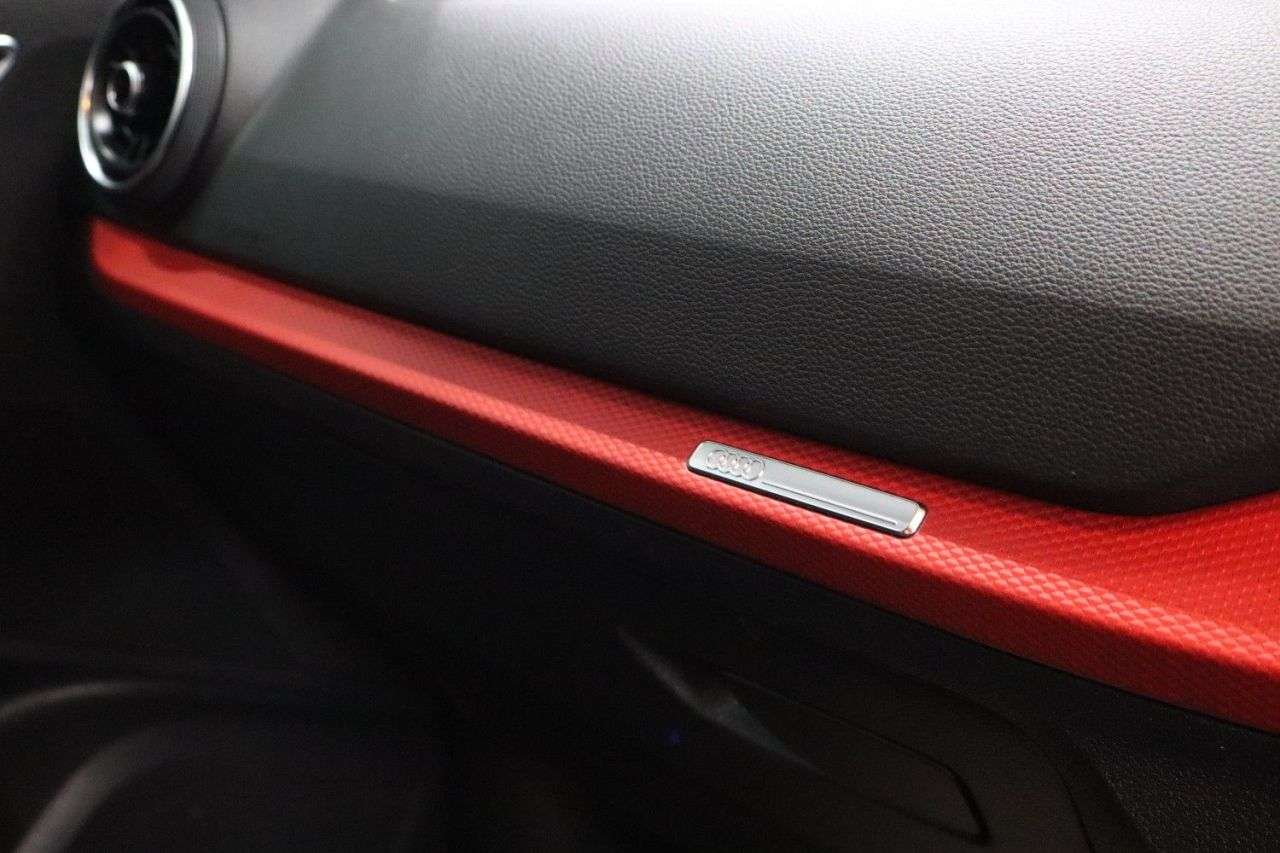 2018 AUDI Q2 2018 AUDI Q2