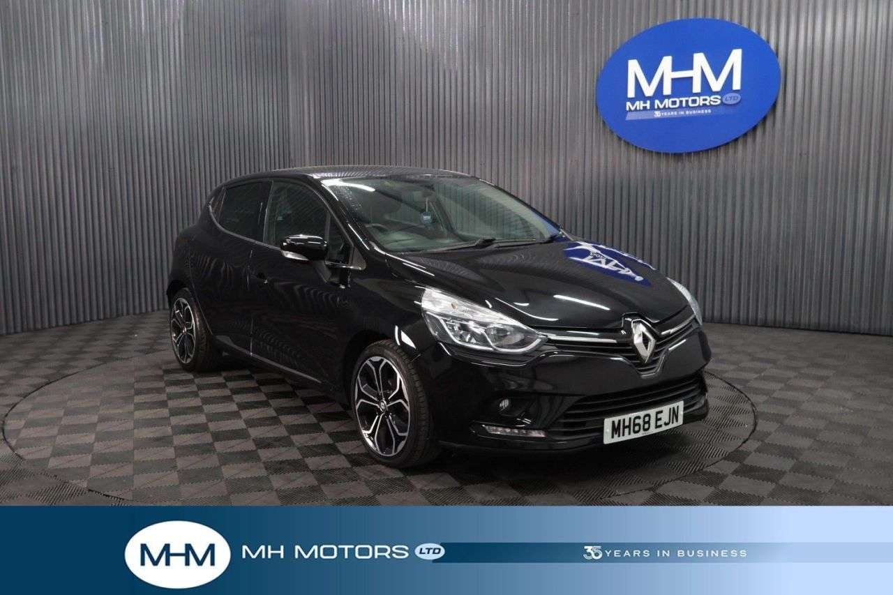 A 2019 RENAULT CLIO 1.5 dCi Iconic Hatchback 5dr Diesel Manual Euro 6 (s/s) (90 ps) LONG MOT / A 2019 RENAULT CLIO 1.5 dCi Iconic Hatchback 5dr Diesel Manual Euro 6 (s/s) (90 ps) LONG MOT /
