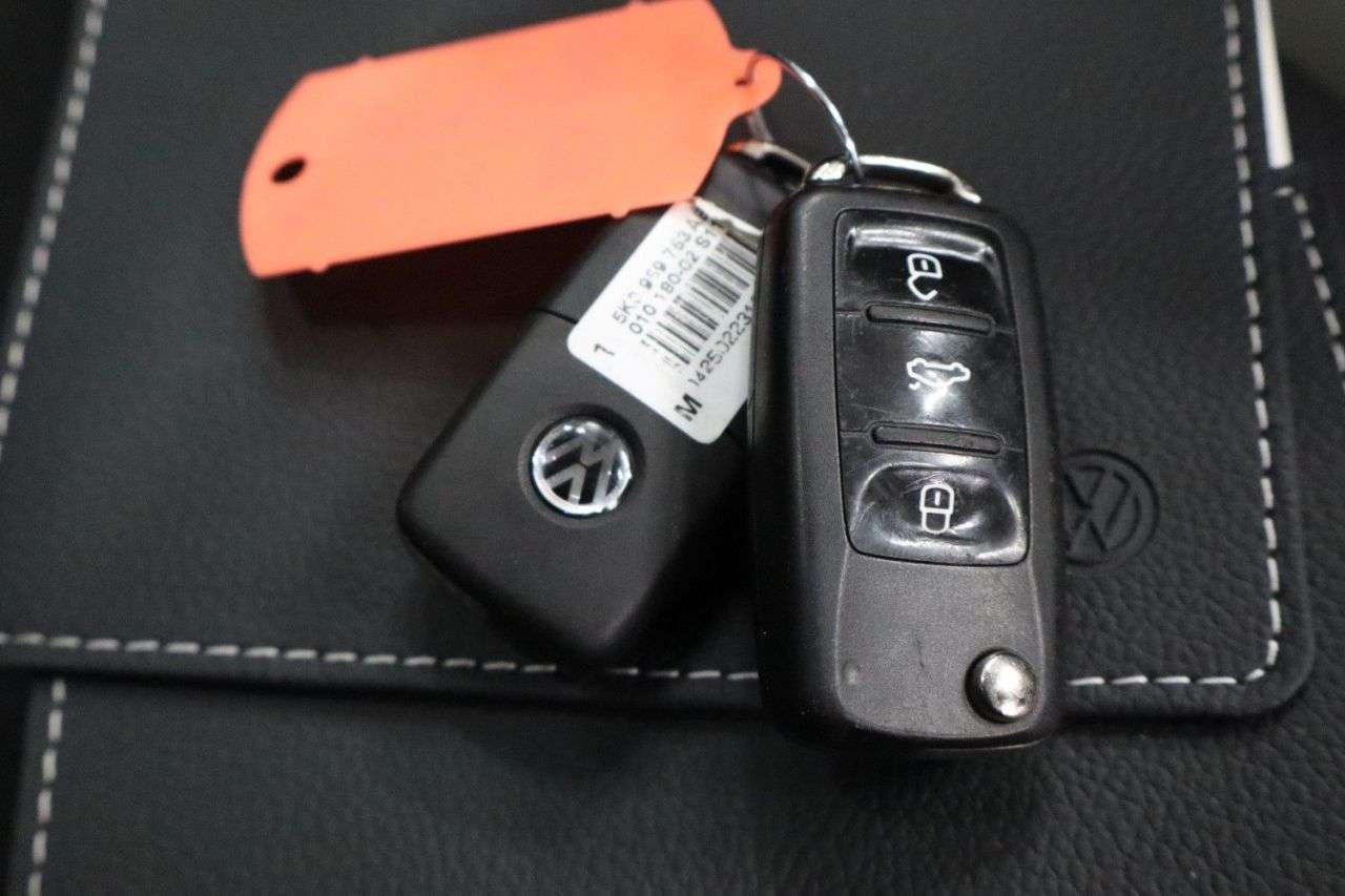 2017 VOLKSWAGEN UP! 2017 VOLKSWAGEN UP!