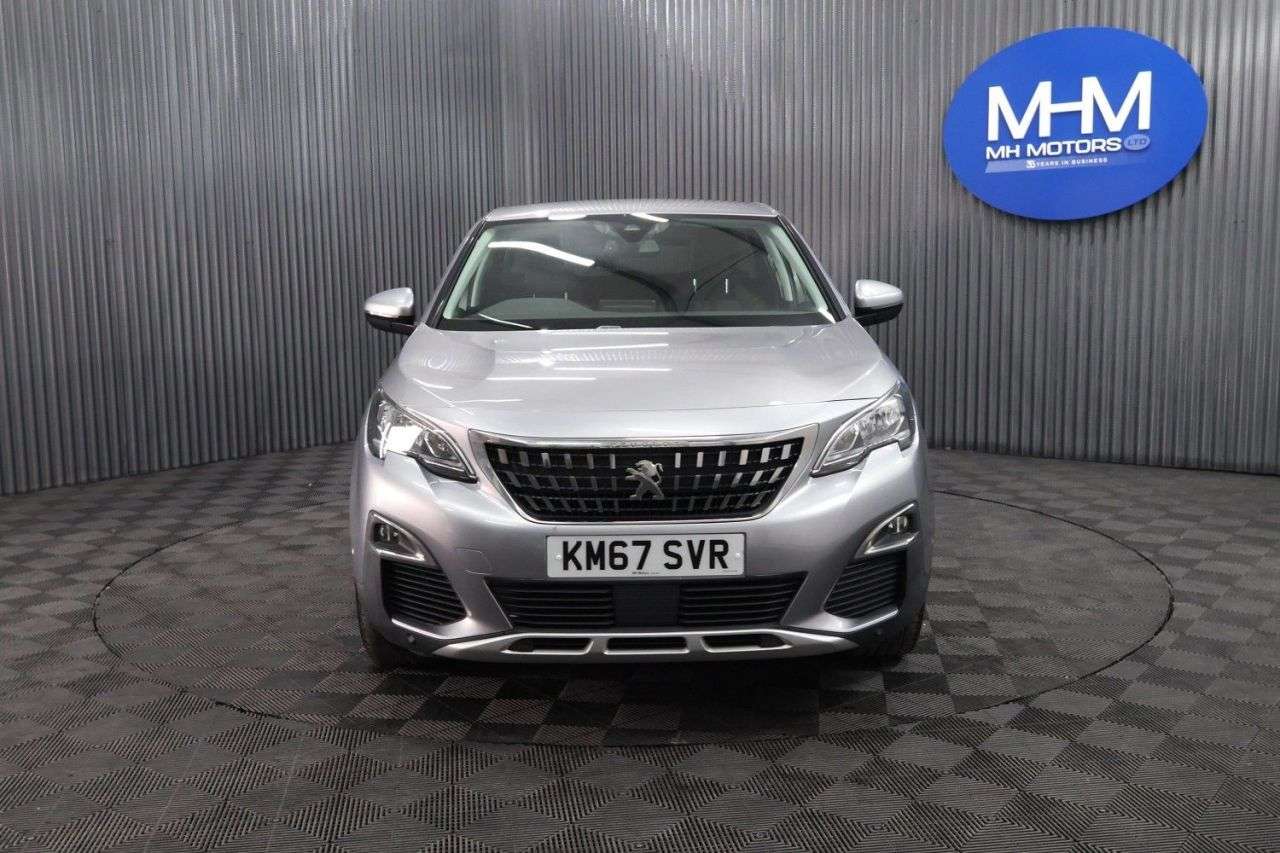 A 2017 PEUGEOT 3008 1.6 BlueHDi Allure SUV 5dr Diesel Manual Euro 6 (s/s) (120 ps) LONG MOT / R A 2017 PEUGEOT 3008 1.6 BlueHDi Allure SUV 5dr Diesel Manual Euro 6 (s/s) (120 ps) LONG MOT / R
