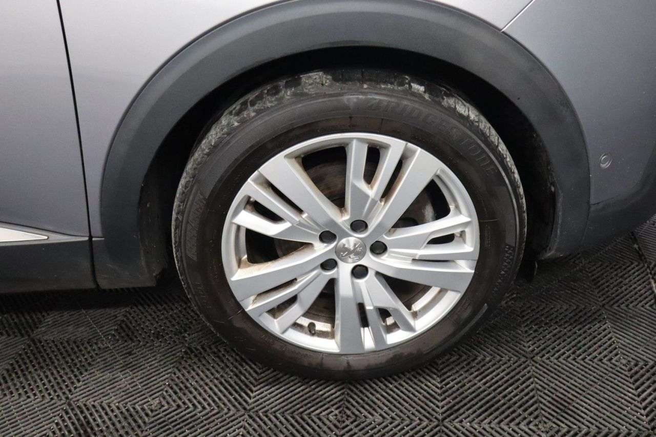 2017 PEUGEOT 3008 2017 PEUGEOT 3008