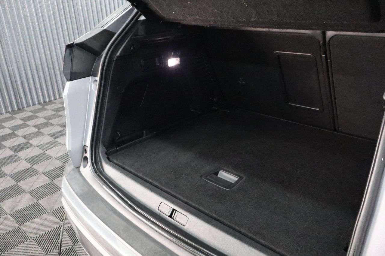 2017 PEUGEOT 3008 2017 PEUGEOT 3008