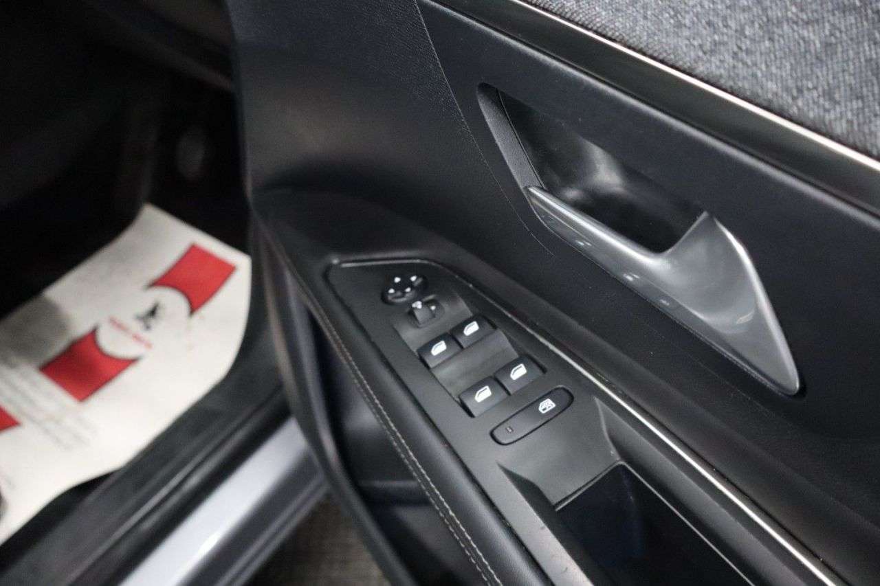 2017 PEUGEOT 3008 2017 PEUGEOT 3008
