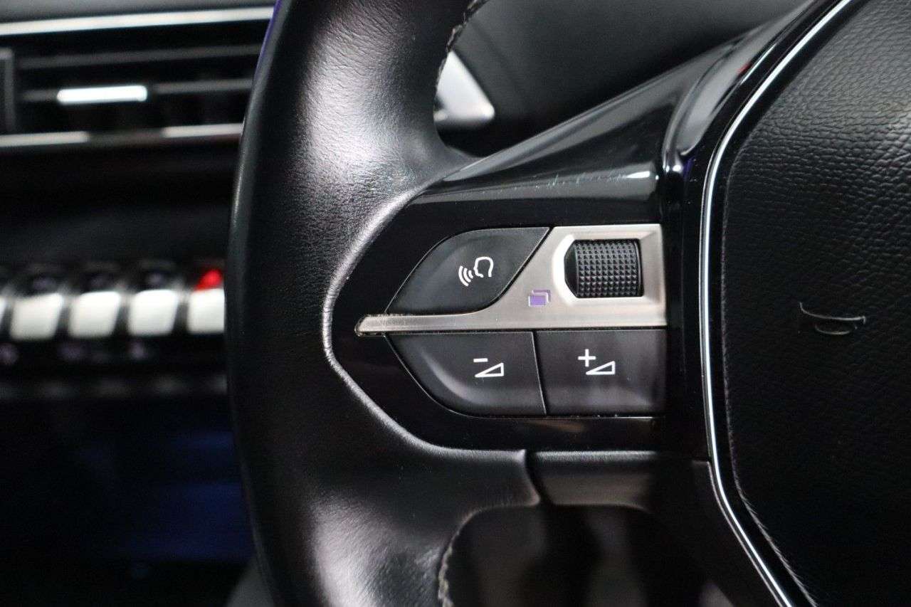 2017 PEUGEOT 3008 2017 PEUGEOT 3008