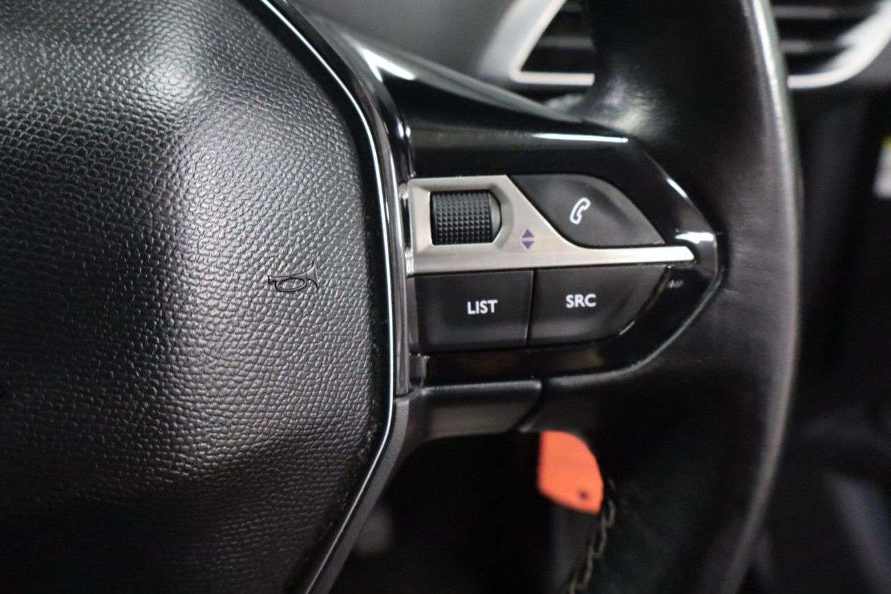 2017 PEUGEOT 3008 2017 PEUGEOT 3008