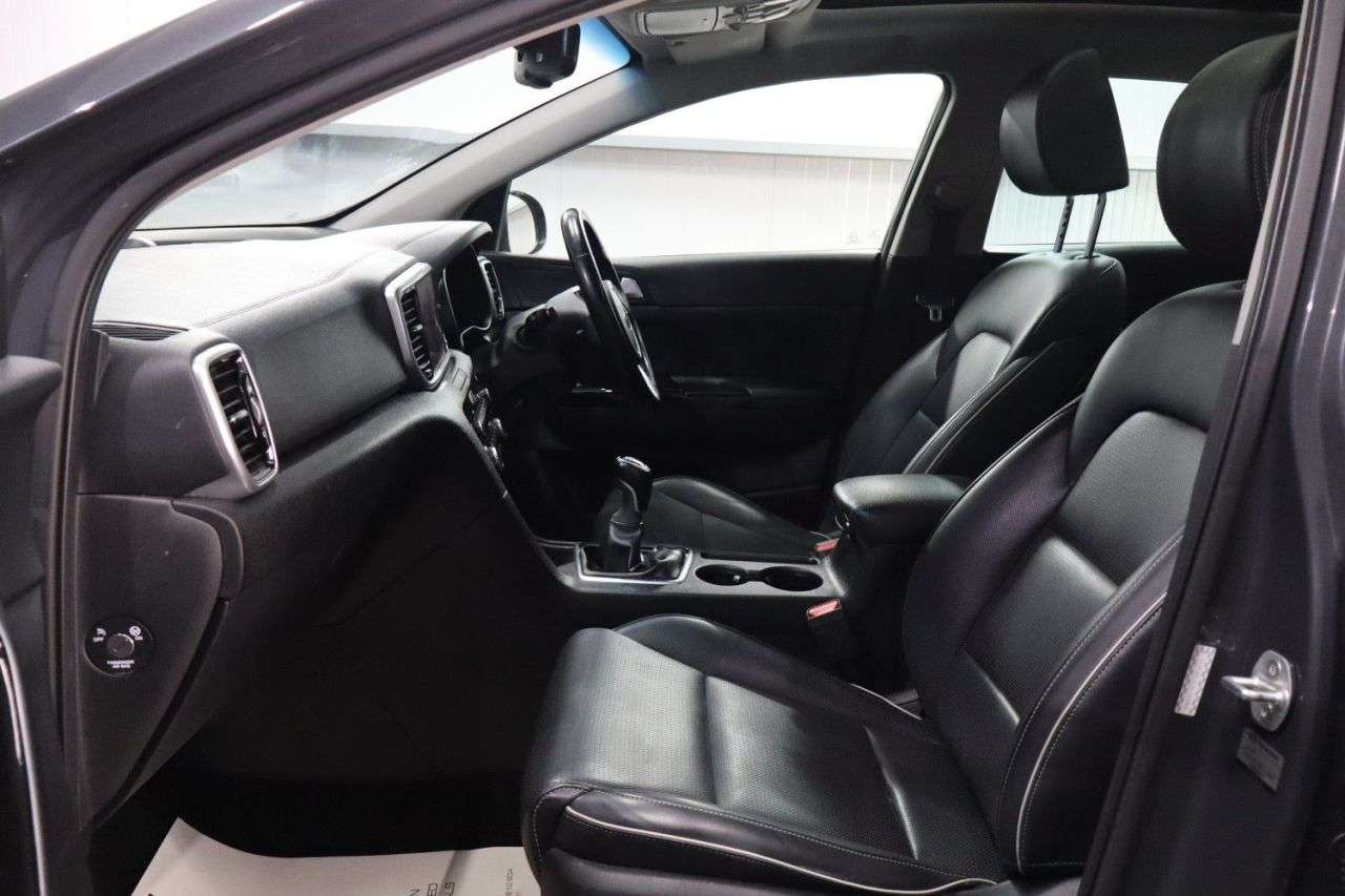 2021 KIA SPORTAGE 2021 KIA SPORTAGE