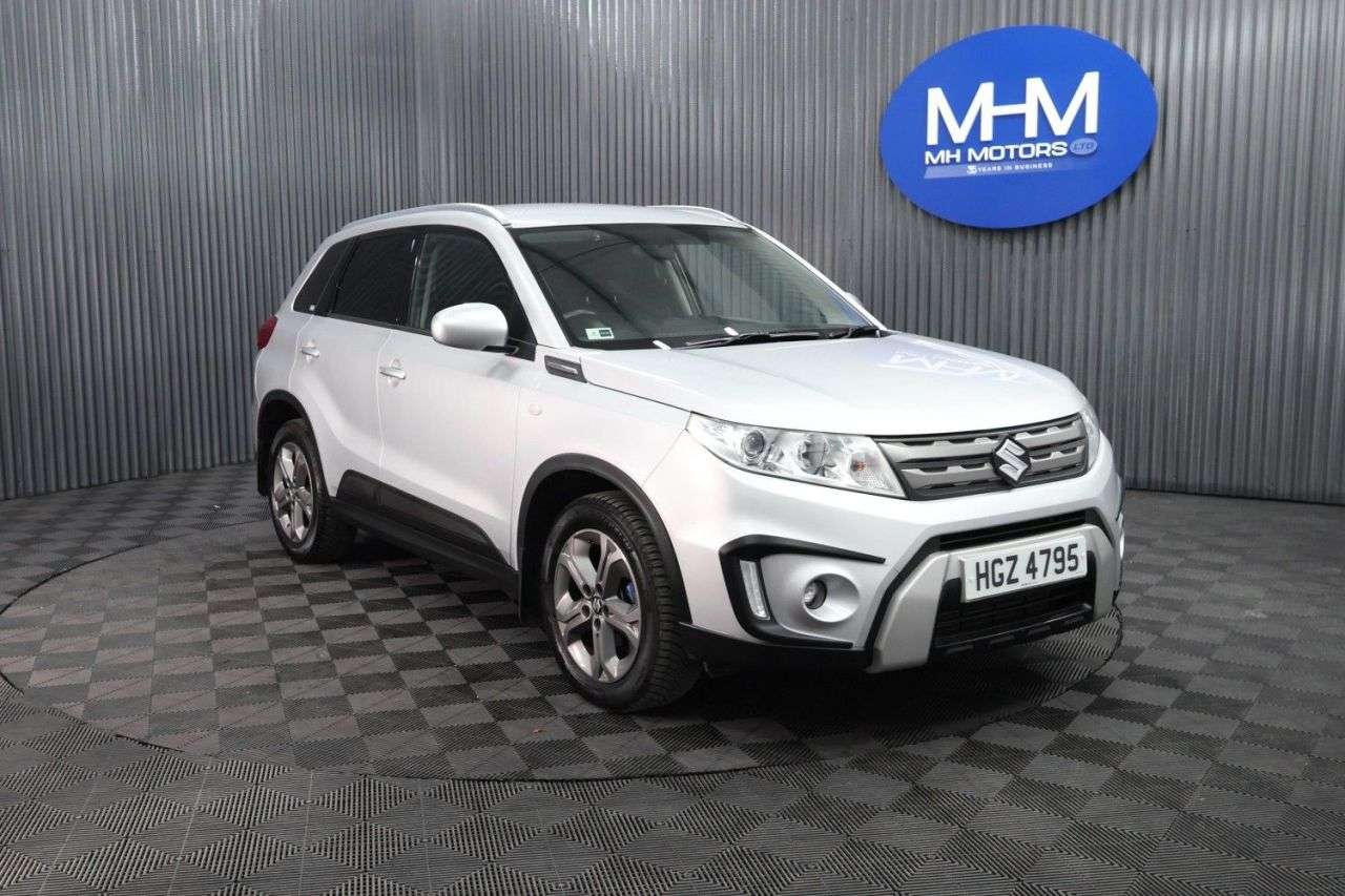 A 2015 SUZUKI VITARA 1.6 DDiS SZ-T SUV 5dr Diesel Manual Euro 6 (s/s) (120 ps) LONG MOT / ONLY £ A 2015 SUZUKI VITARA 1.6 DDiS SZ-T SUV 5dr Diesel Manual Euro 6 (s/s) (120 ps) LONG MOT / ONLY £