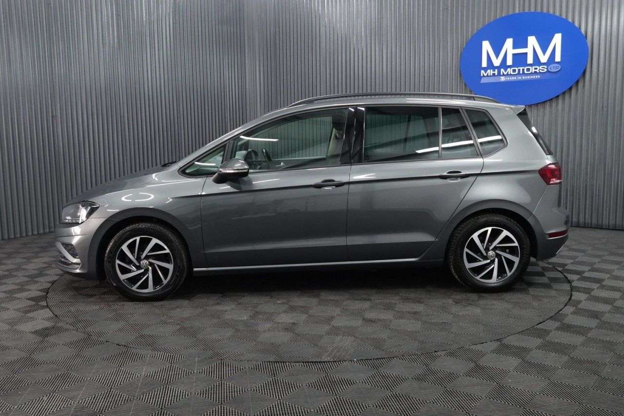 2019 VOLKSWAGEN GOLF SV 2019 VOLKSWAGEN GOLF SV