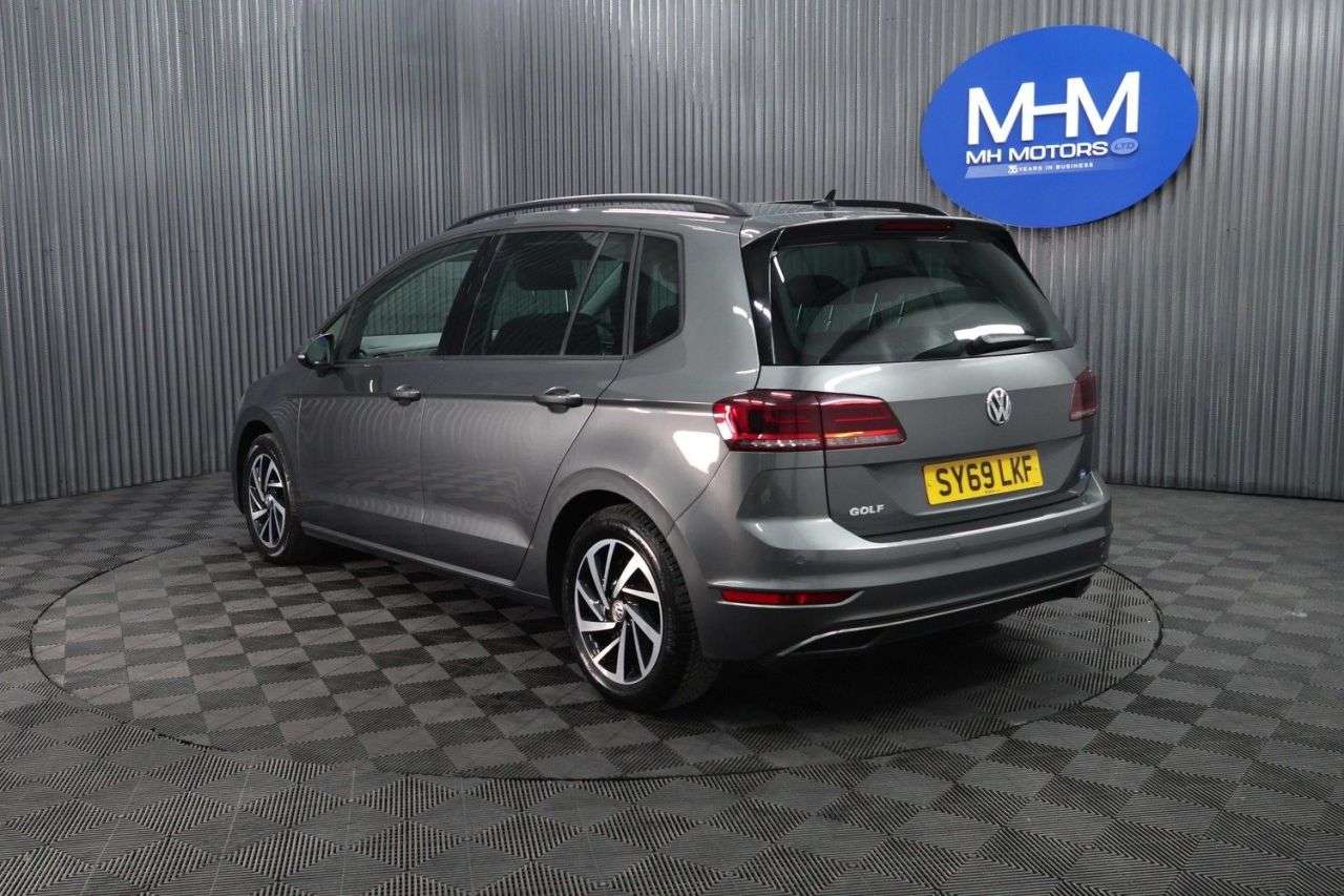 2019 VOLKSWAGEN GOLF SV 2019 VOLKSWAGEN GOLF SV
