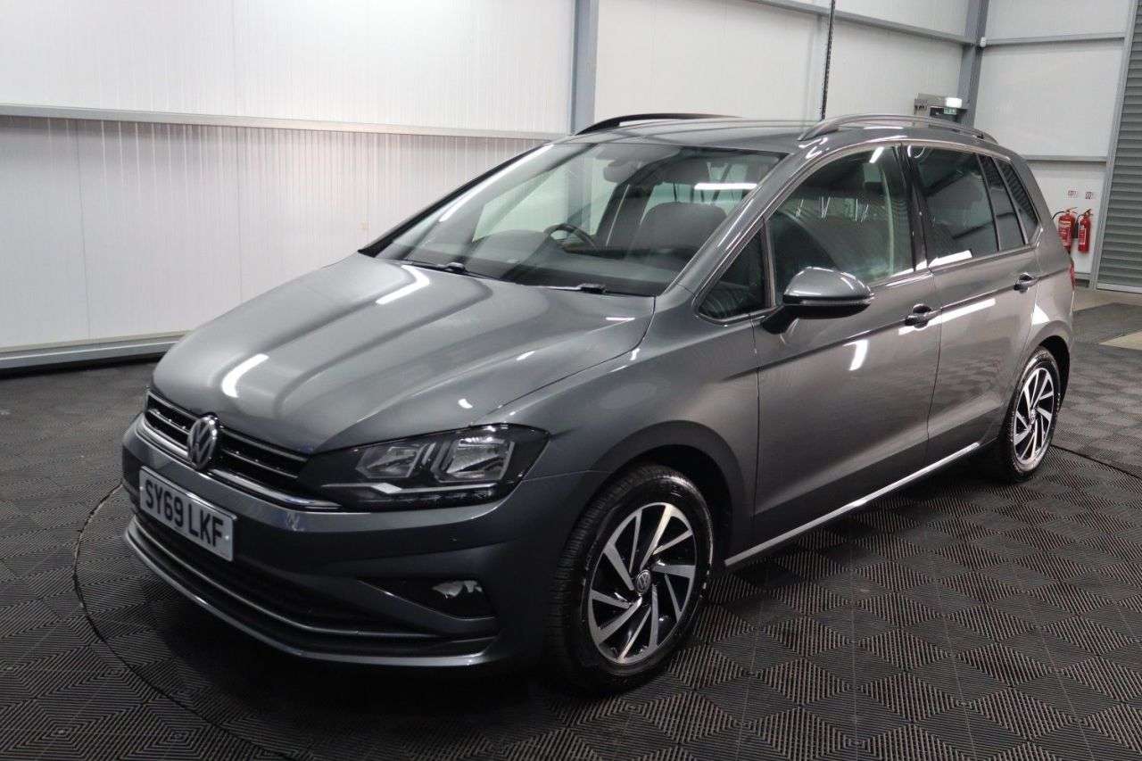 2019 VOLKSWAGEN GOLF SV 2019 VOLKSWAGEN GOLF SV