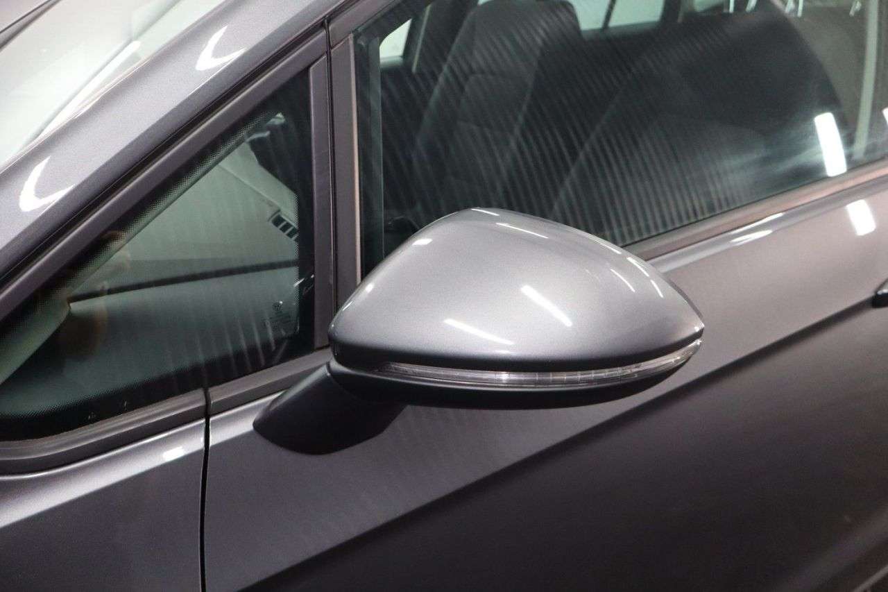 2019 VOLKSWAGEN GOLF SV 2019 VOLKSWAGEN GOLF SV