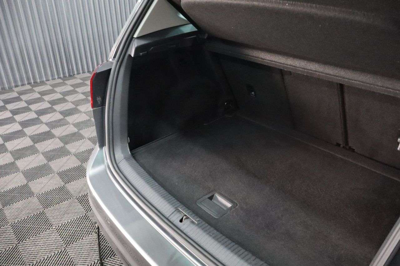 2019 VOLKSWAGEN GOLF SV 2019 VOLKSWAGEN GOLF SV