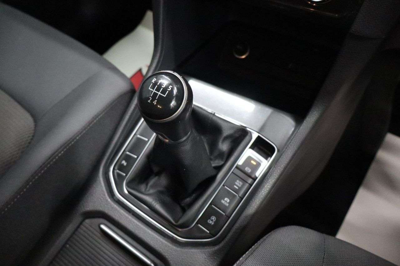 2019 VOLKSWAGEN GOLF SV 2019 VOLKSWAGEN GOLF SV
