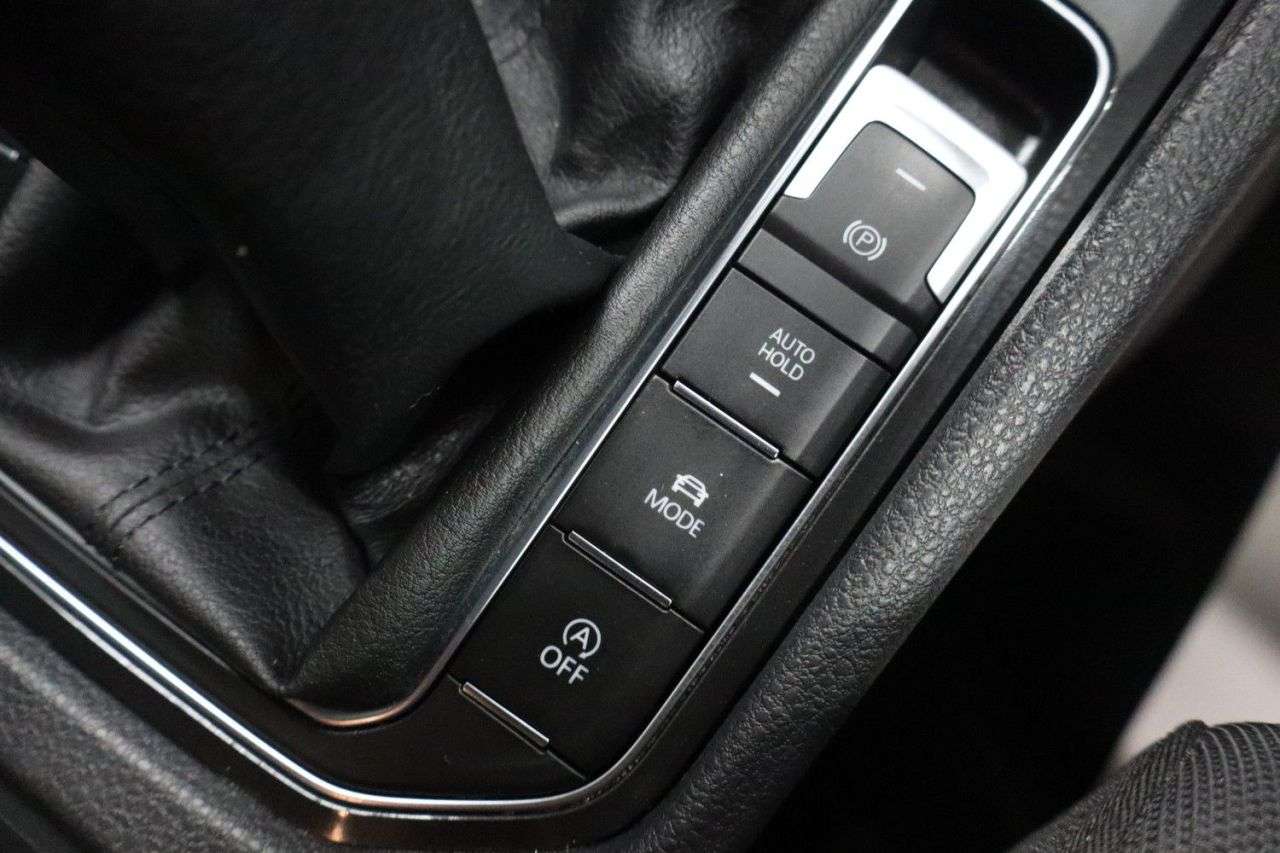 2019 VOLKSWAGEN GOLF SV 2019 VOLKSWAGEN GOLF SV