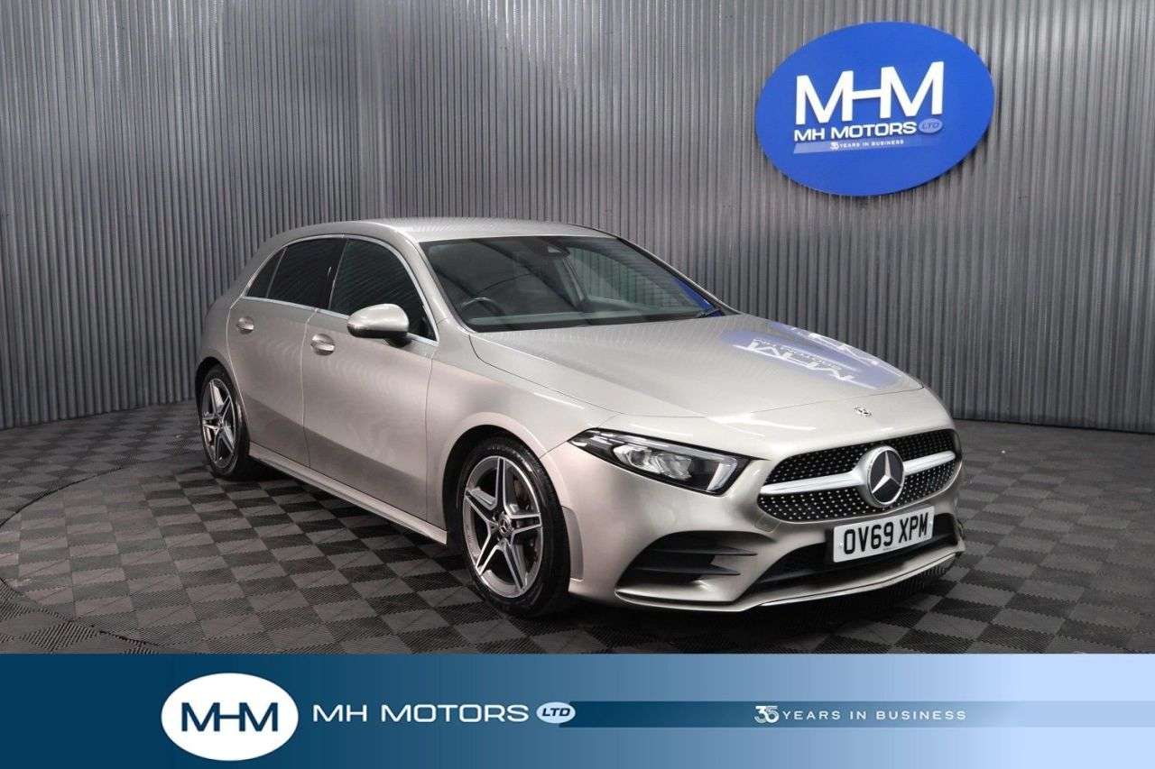 A 2019 MERCEDES-BENZ A-CLASS 1.3 A200 AMG Line Hatchback 5dr Petrol Manual Euro 6 (s/s) (163 ps) STUNNIN A 2019 MERCEDES-BENZ A-CLASS 1.3 A200 AMG Line Hatchback 5dr Petrol Manual Euro 6 (s/s) (163 ps) STUNNIN