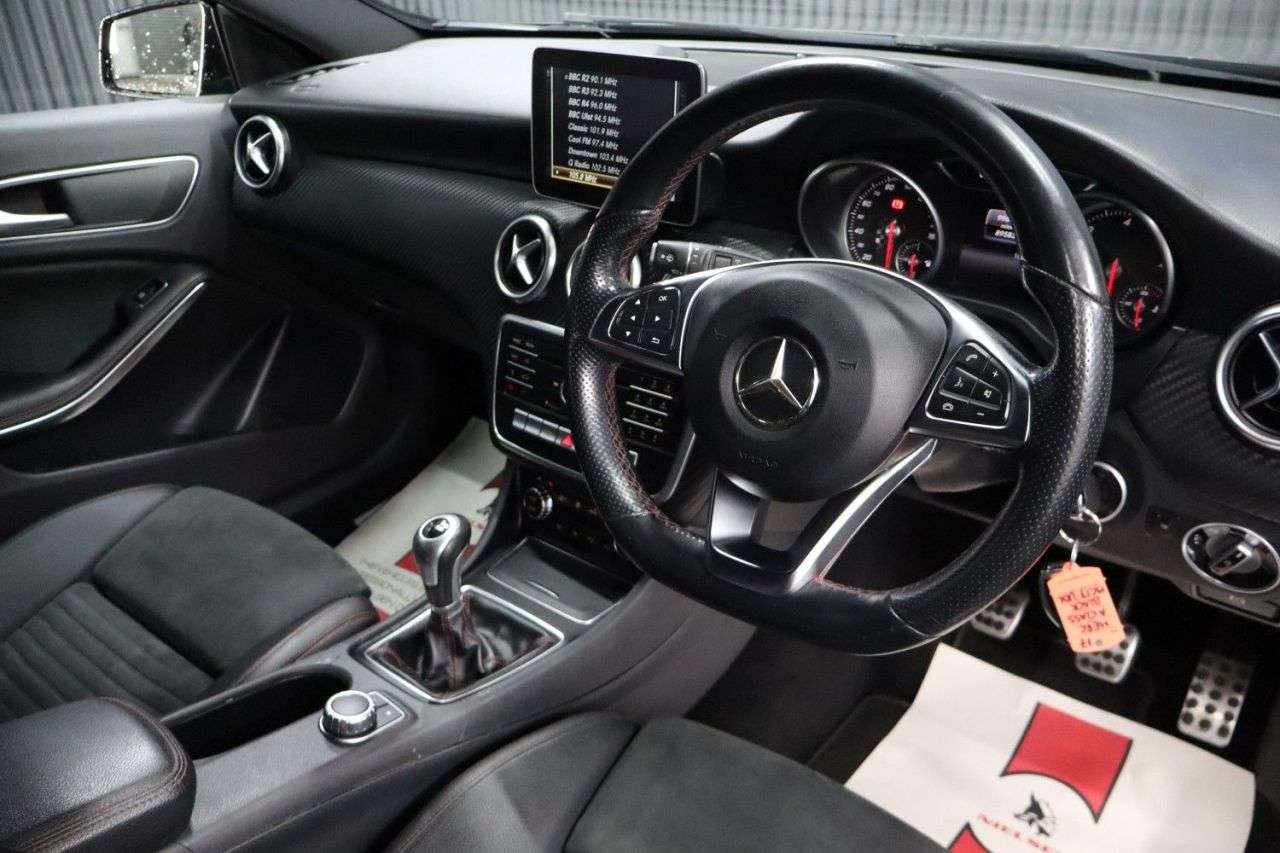 2017 MERCEDES-BENZ A-CLASS 2017 MERCEDES-BENZ A-CLASS