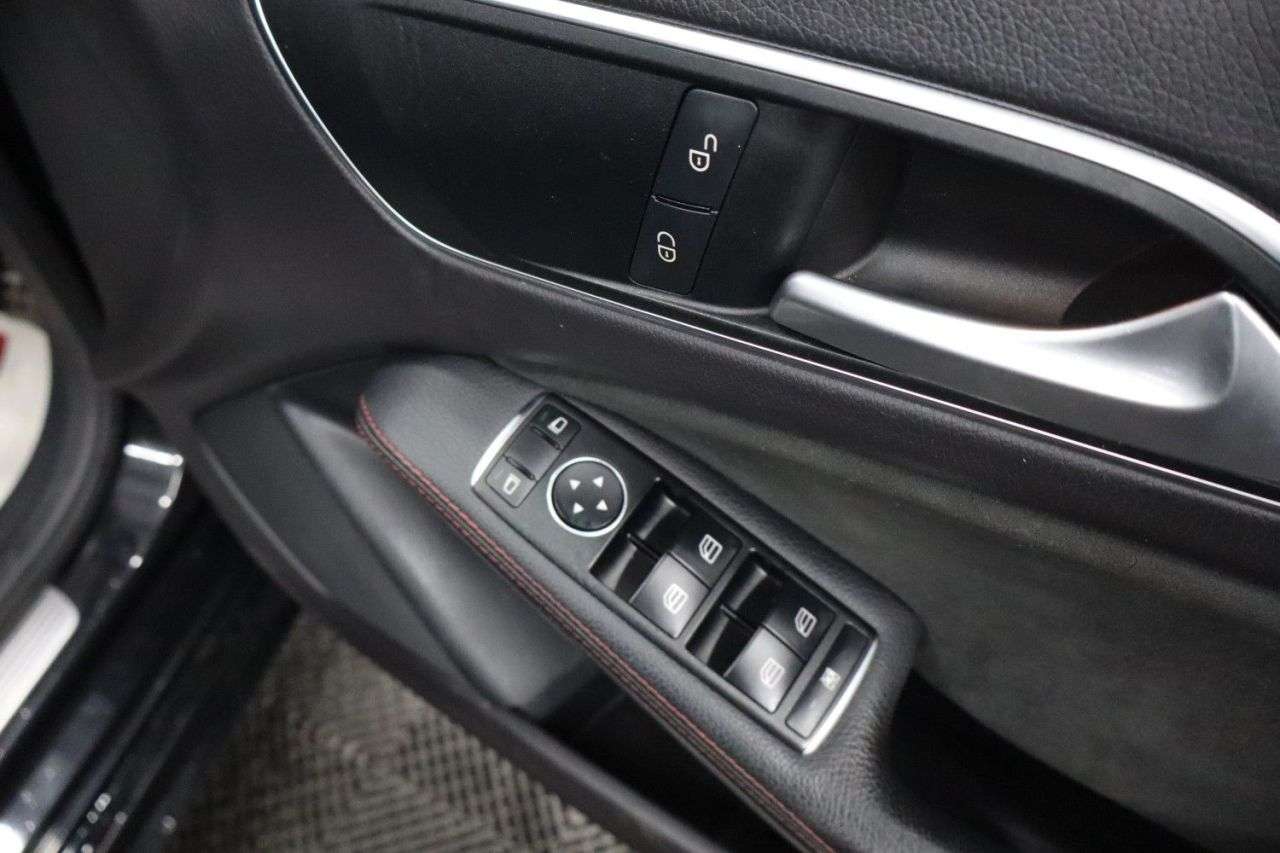 2017 MERCEDES-BENZ A-CLASS 2017 MERCEDES-BENZ A-CLASS