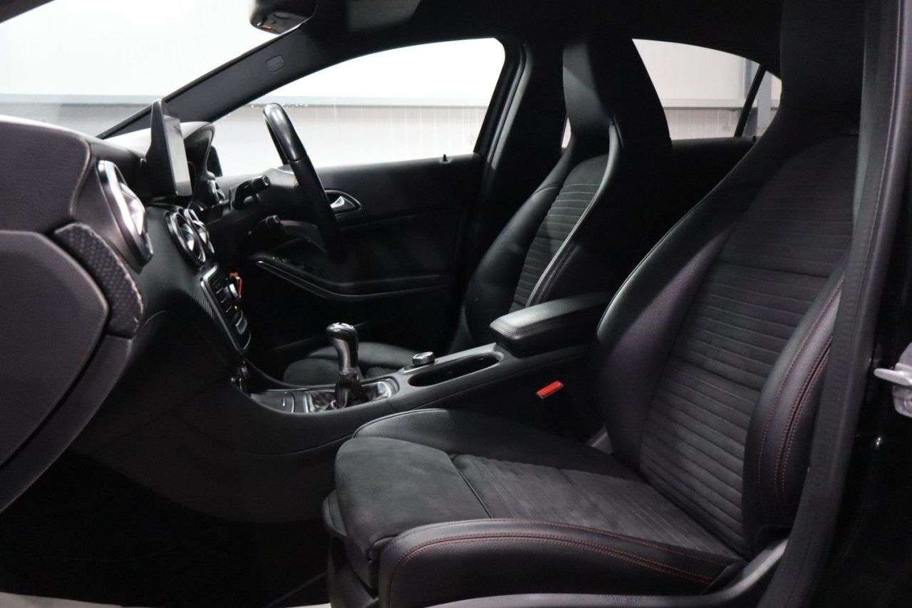 2017 MERCEDES-BENZ A-CLASS 2017 MERCEDES-BENZ A-CLASS