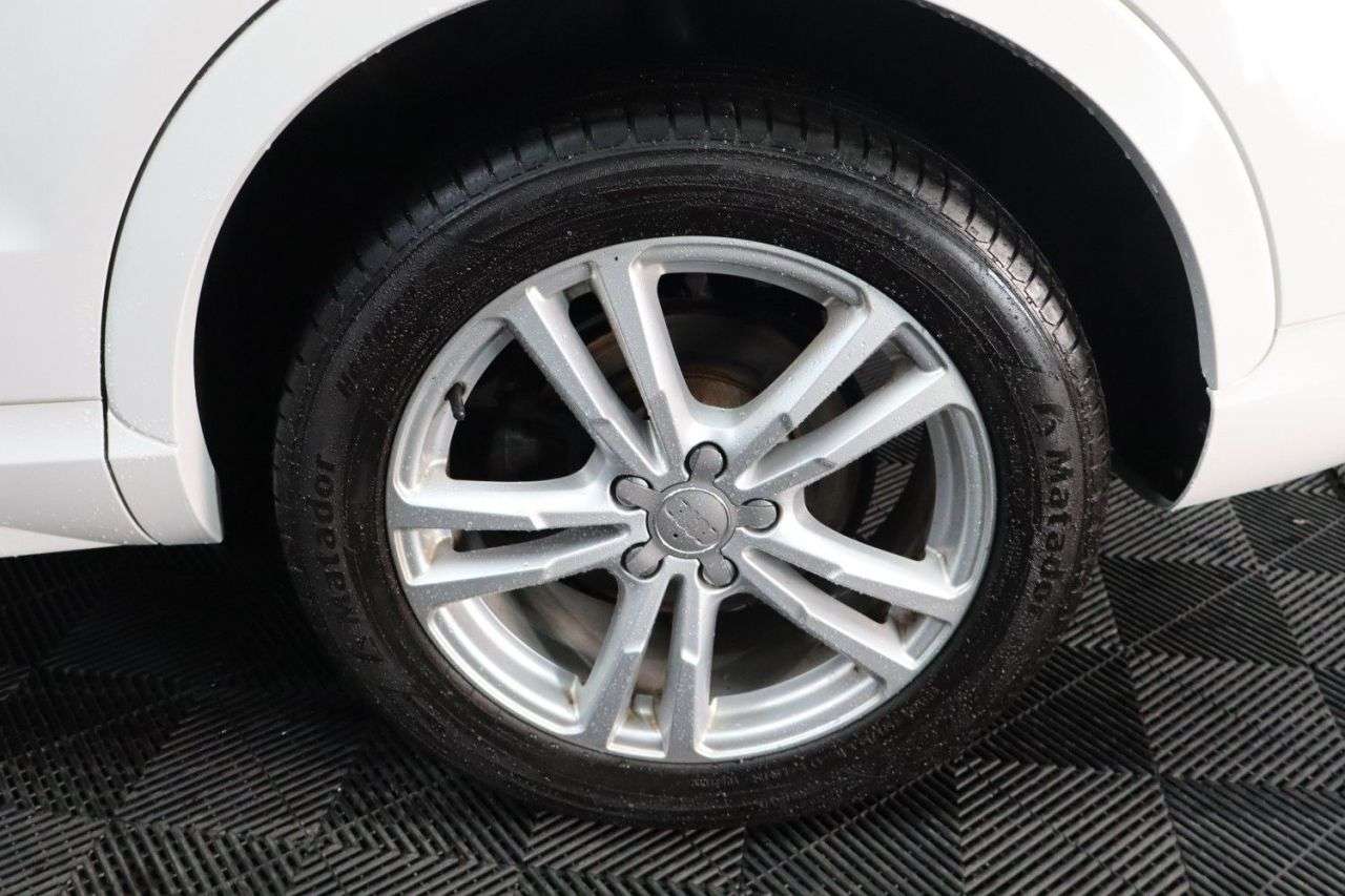 2018 AUDI Q3 2018 AUDI Q3