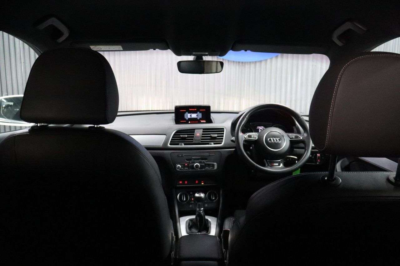 2018 AUDI Q3 2018 AUDI Q3