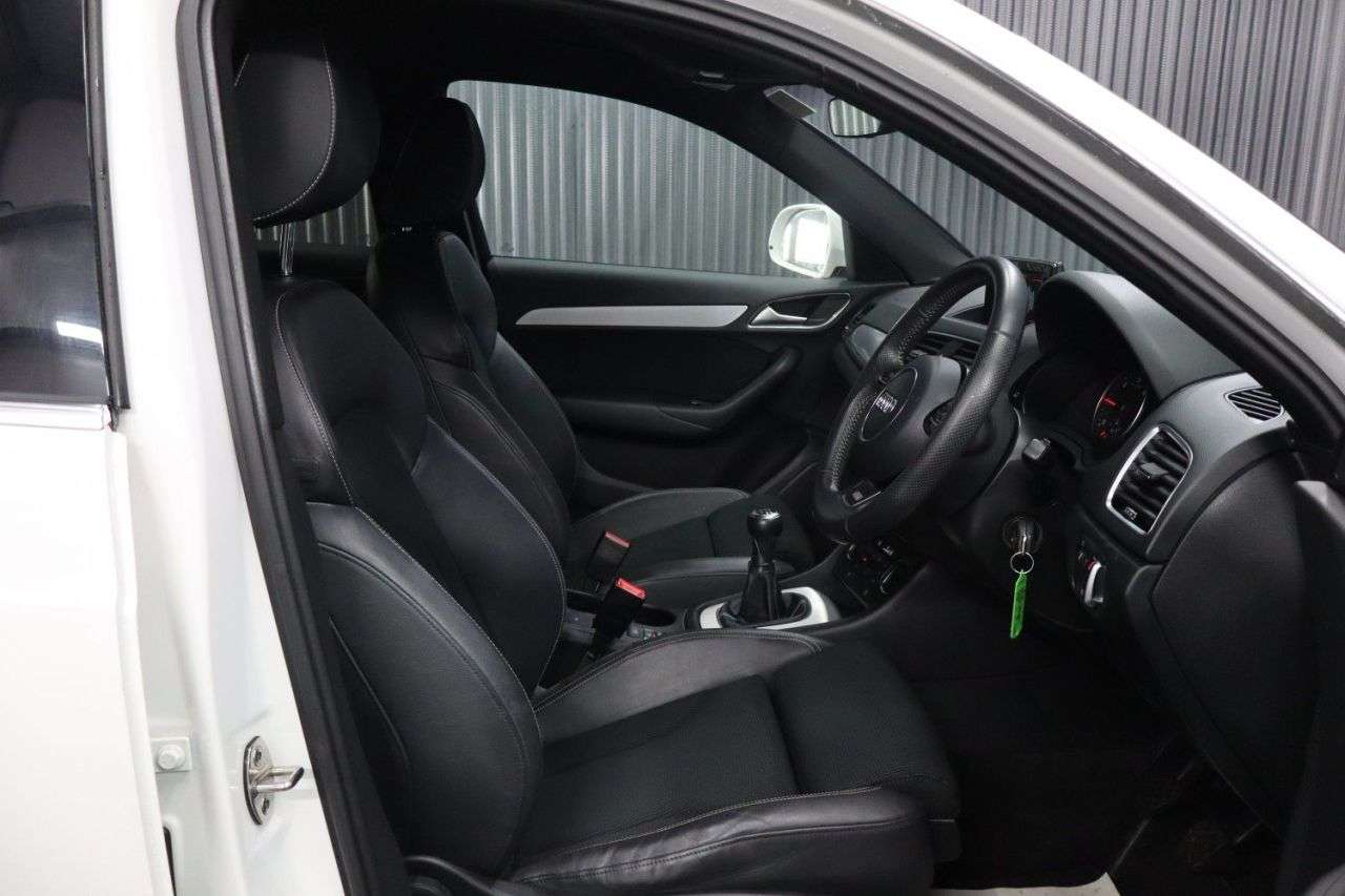 2018 AUDI Q3 2018 AUDI Q3