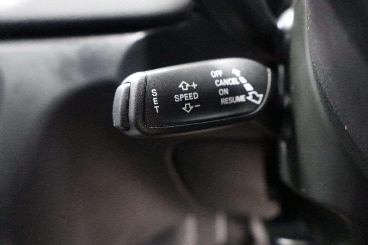 2018 AUDI Q3 2018 AUDI Q3
