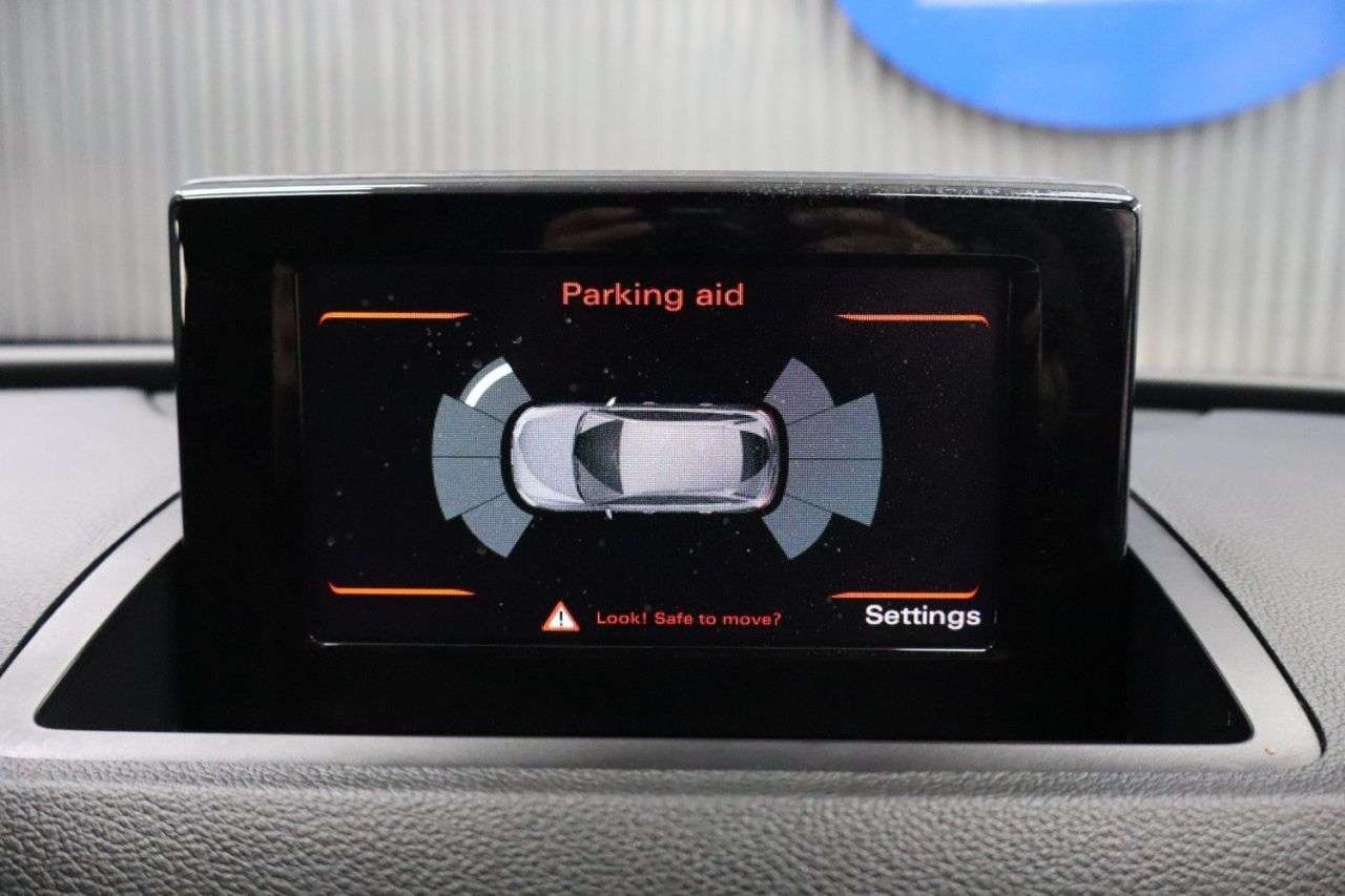 2018 AUDI Q3 2018 AUDI Q3
