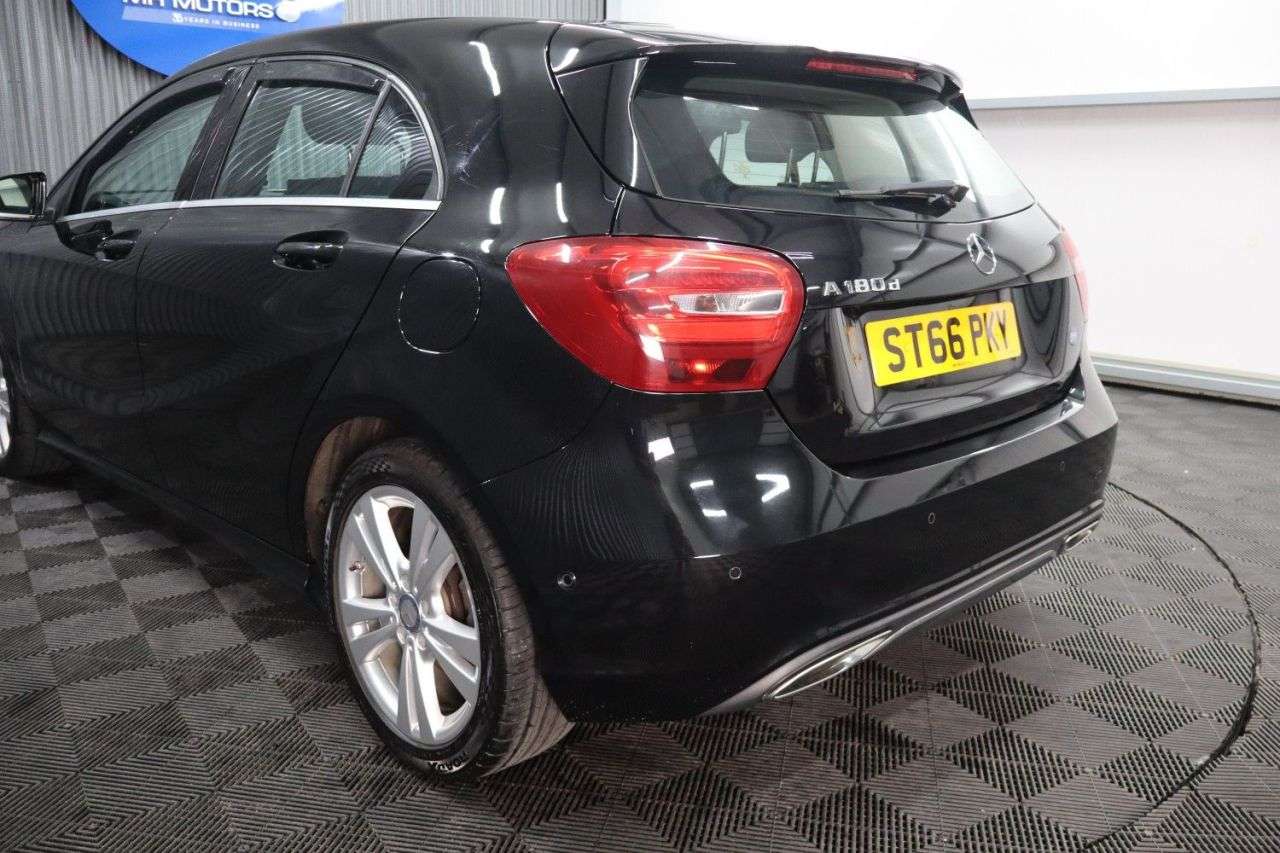 2016 MERCEDES-BENZ A-CLASS 2016 MERCEDES-BENZ A-CLASS