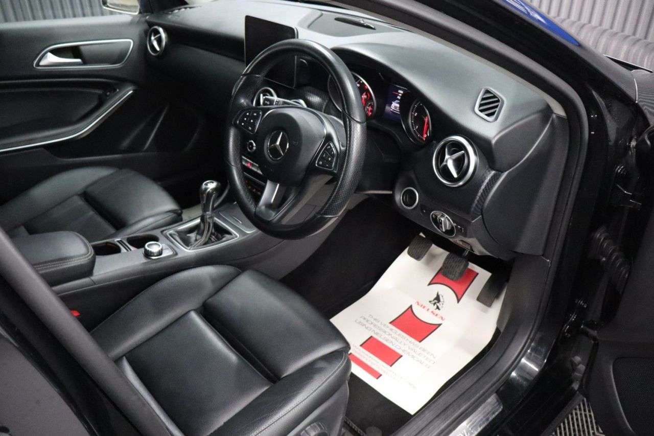 2016 MERCEDES-BENZ A-CLASS 2016 MERCEDES-BENZ A-CLASS