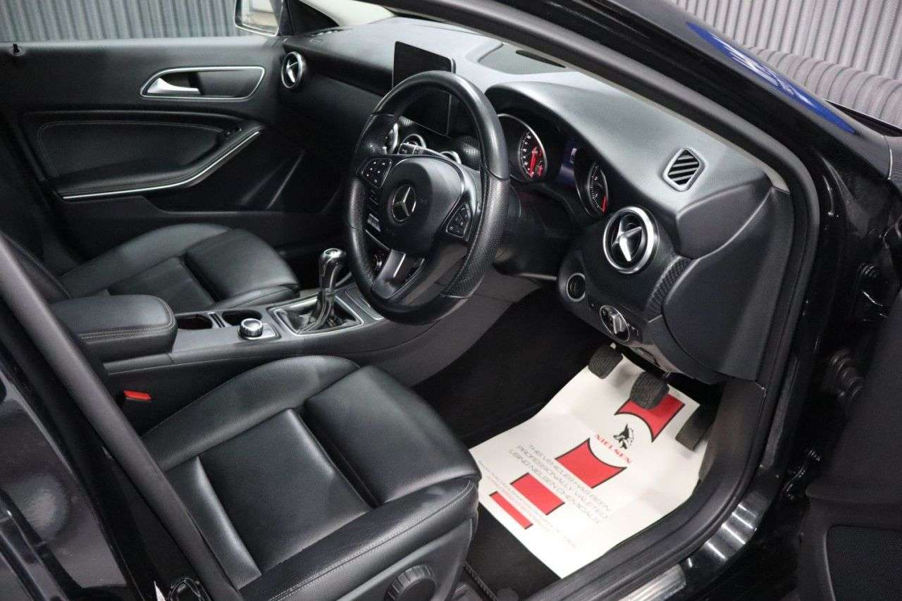 2016 MERCEDES-BENZ A-CLASS 2016 MERCEDES-BENZ A-CLASS