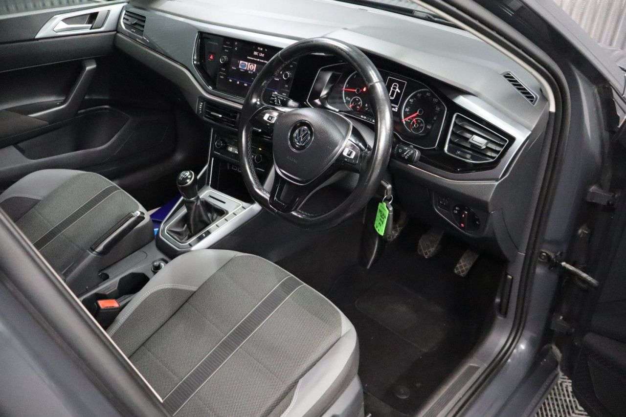 2019 VOLKSWAGEN POLO 2019 VOLKSWAGEN POLO