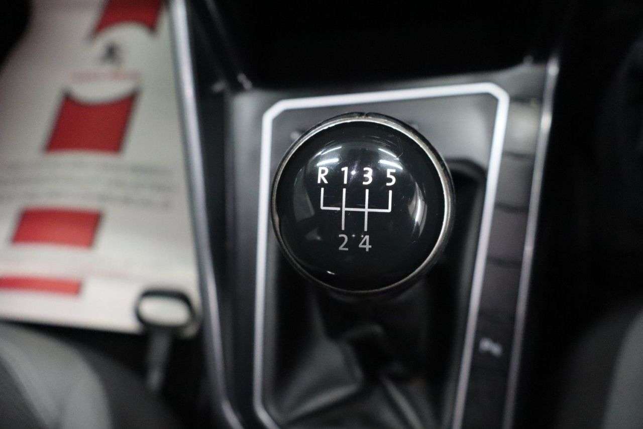 2019 VOLKSWAGEN POLO 2019 VOLKSWAGEN POLO