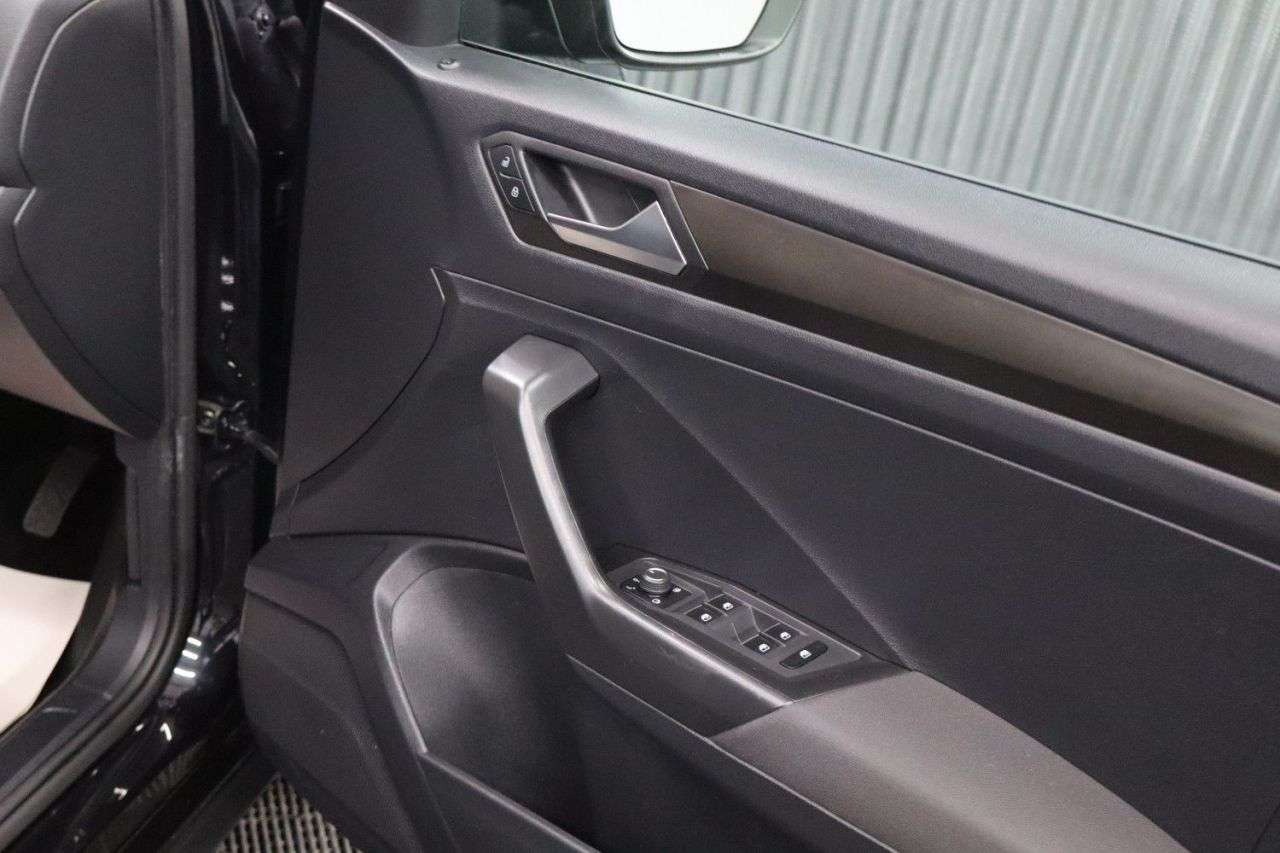 2019 VOLKSWAGEN T-ROC 2019 VOLKSWAGEN T-ROC
