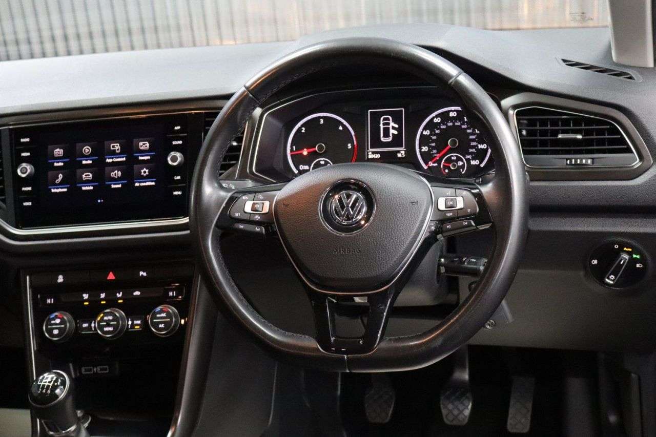 2019 VOLKSWAGEN T-ROC 2019 VOLKSWAGEN T-ROC