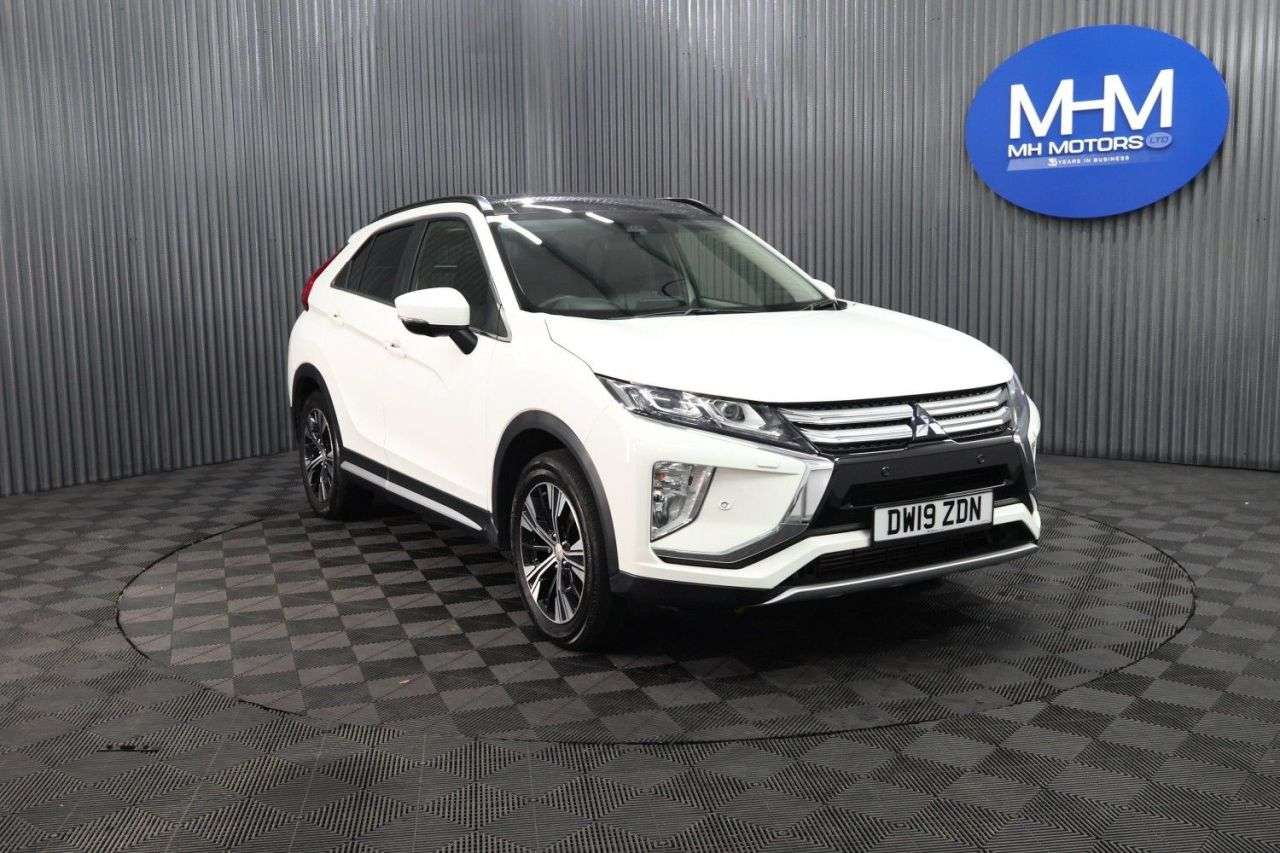 A 2019 MITSUBISHI ECLIPSE CROSS 1.5T GPF 4 SUV 5dr Petrol CVT 4WD Euro 6 (s/s) (163 ps) DOUBLE SUNROOF / RE A 2019 MITSUBISHI ECLIPSE CROSS 1.5T GPF 4 SUV 5dr Petrol CVT 4WD Euro 6 (s/s) (163 ps) DOUBLE SUNROOF / RE