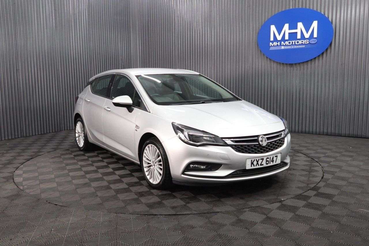 A 2017 VAUXHALL ASTRA 1.4i Elite Hatchback 5dr Petrol Manual Euro 6 (100 ps) LOW INSURANCE GROUP A 2017 VAUXHALL ASTRA 1.4i Elite Hatchback 5dr Petrol Manual Euro 6 (100 ps) LOW INSURANCE GROUP