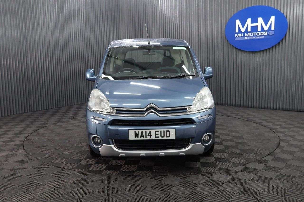 A 2014 CITROEN BERLINGO MULTISPACE 1.6 HDi Plus Multispace MPV 5dr Diesel Manual Euro 5 (90 ps) LOW INSURANCE A 2014 CITROEN BERLINGO MULTISPACE 1.6 HDi Plus Multispace MPV 5dr Diesel Manual Euro 5 (90 ps) LOW INSURANCE