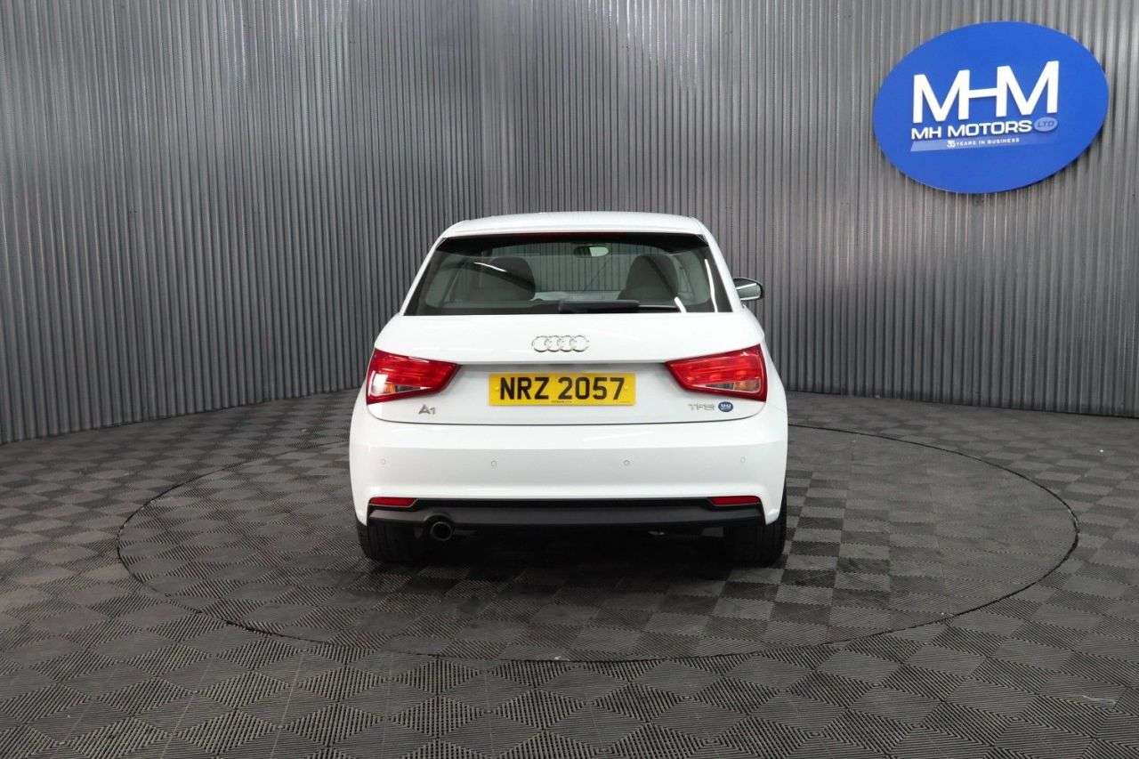 2017 AUDI A1 2017 AUDI A1