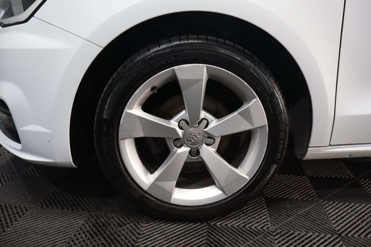 2017 AUDI A1 2017 AUDI A1