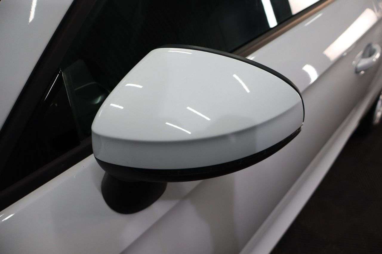 2017 AUDI A1 2017 AUDI A1
