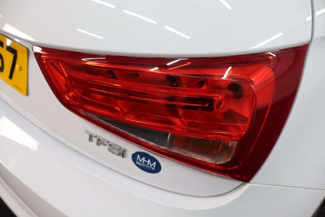 2017 AUDI A1 2017 AUDI A1