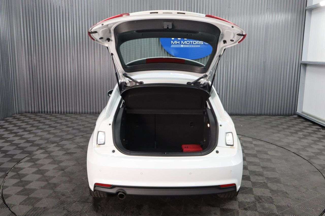 2017 AUDI A1 2017 AUDI A1