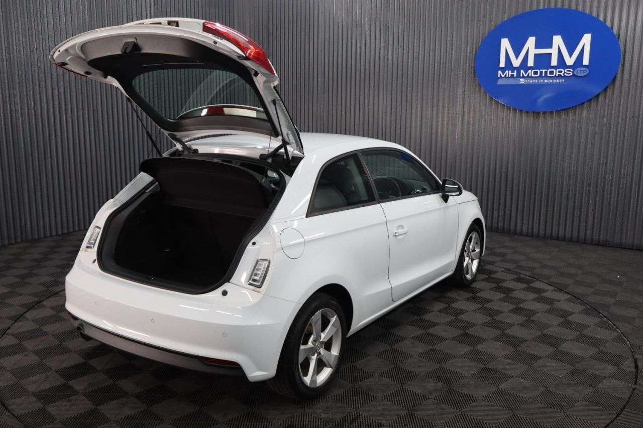 2017 AUDI A1 2017 AUDI A1