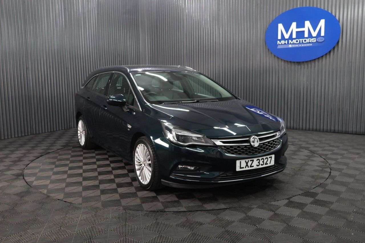 A 2017 VAUXHALL ASTRA 1.4i Turbo Elite Sports Tourer 5dr Petrol Auto Euro 6 (s/s) (150 ps) LONG M A 2017 VAUXHALL ASTRA 1.4i Turbo Elite Sports Tourer 5dr Petrol Auto Euro 6 (s/s) (150 ps) LONG M