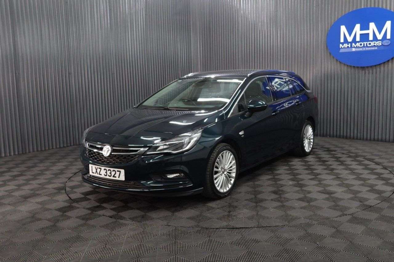 A 2017 VAUXHALL ASTRA 1.4i Turbo Elite Sports Tourer 5dr Petrol Auto Euro 6 (s/s) (150 ps) LONG M A 2017 VAUXHALL ASTRA 1.4i Turbo Elite Sports Tourer 5dr Petrol Auto Euro 6 (s/s) (150 ps) LONG M