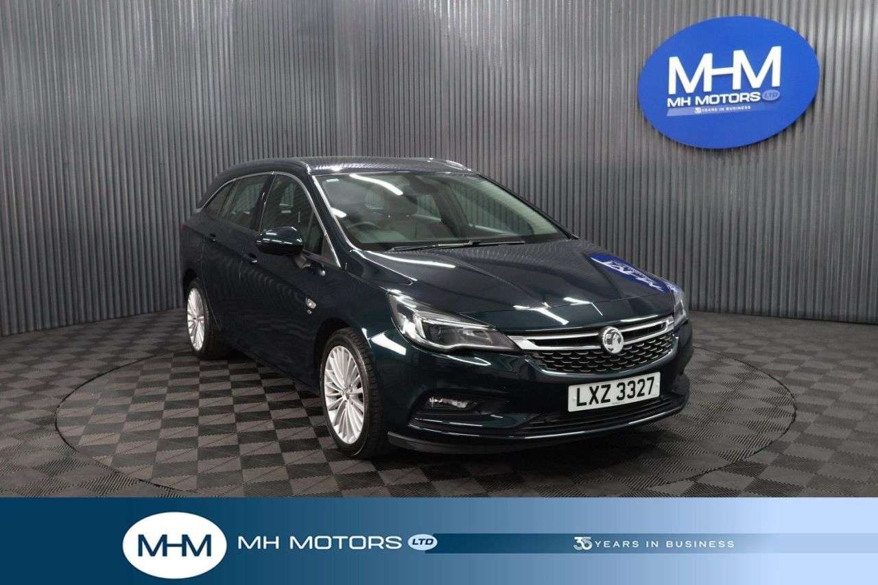 A 2017 VAUXHALL ASTRA 1.4i Turbo Elite Sports Tourer 5dr Petrol Auto Euro 6 (s/s) (150 ps) LONG M A 2017 VAUXHALL ASTRA 1.4i Turbo Elite Sports Tourer 5dr Petrol Auto Euro 6 (s/s) (150 ps) LONG M