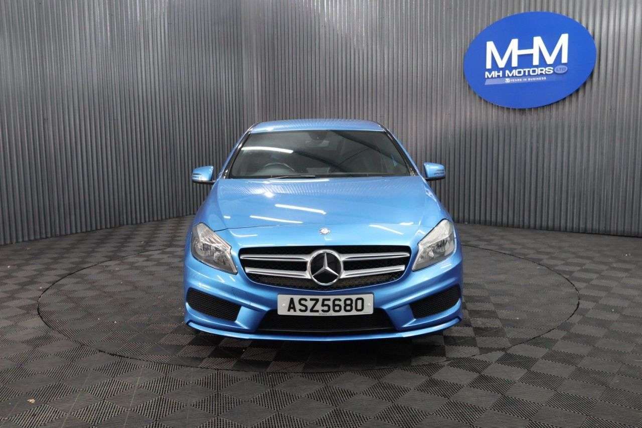A 2014 MERCEDES-BENZ A-CLASS 1.5 A180 CDI AMG Sport Hatchback 5dr Diesel Manual Euro 5 (s/s) (109 ps) LO A 2014 MERCEDES-BENZ A-CLASS 1.5 A180 CDI AMG Sport Hatchback 5dr Diesel Manual Euro 5 (s/s) (109 ps) LO
